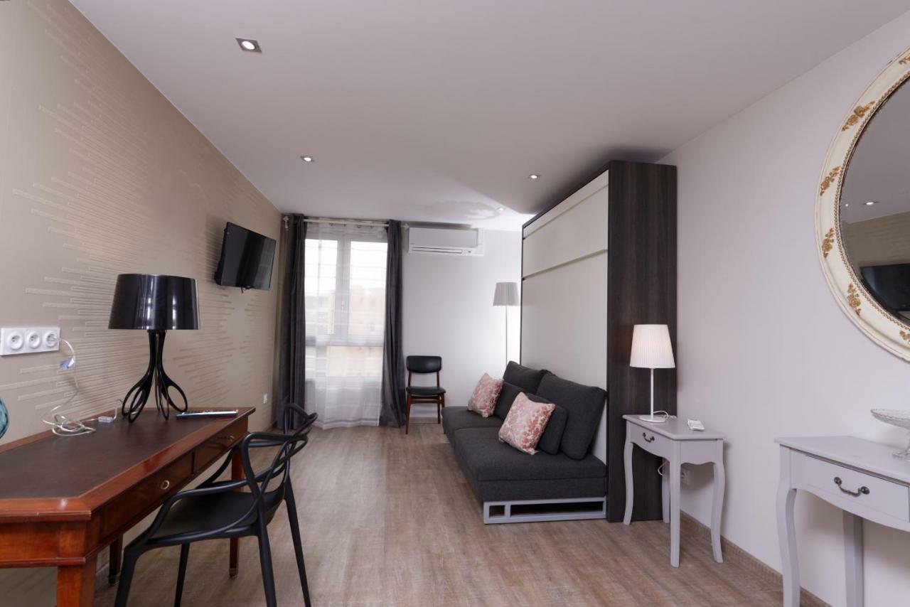 At Home In Lyon Luaran gambar